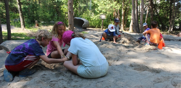 Children at Dino Dig